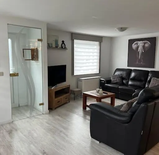 Casa de Férias Maison à La Avec Billard